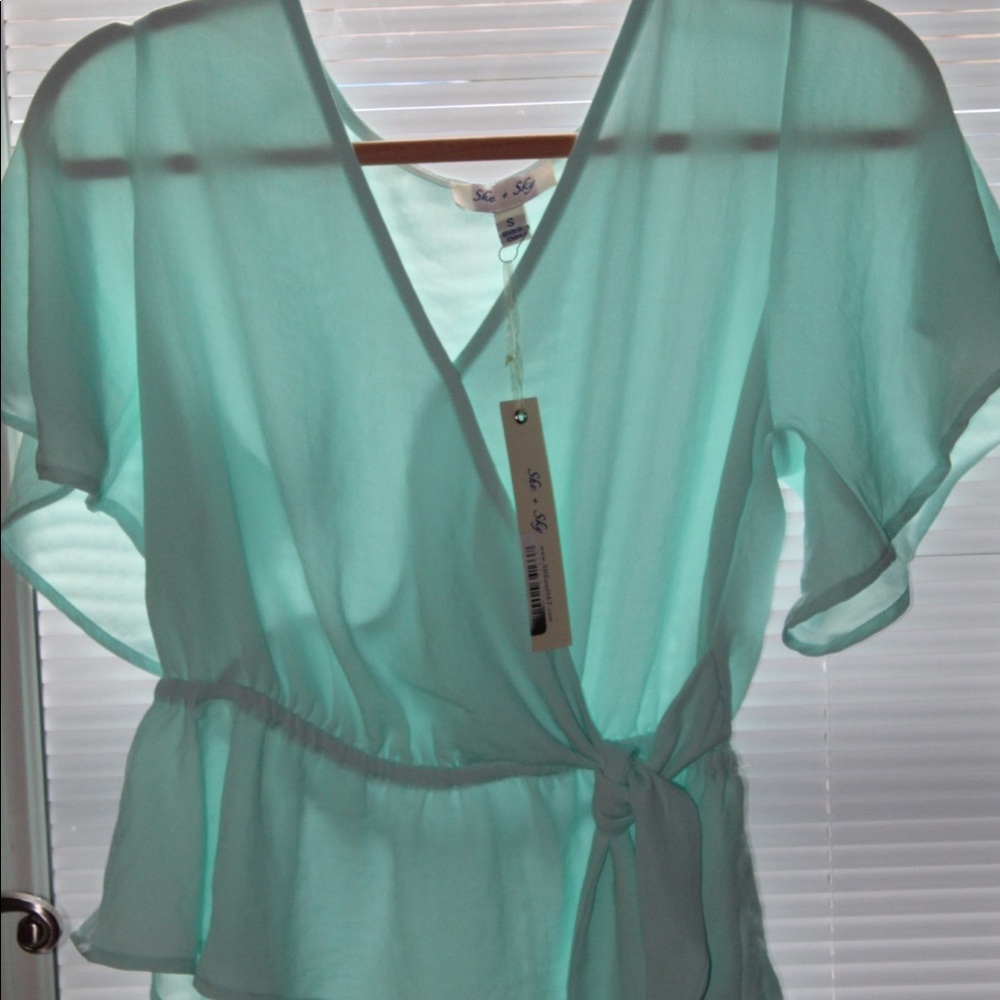 She + Sky Peplum Blouse